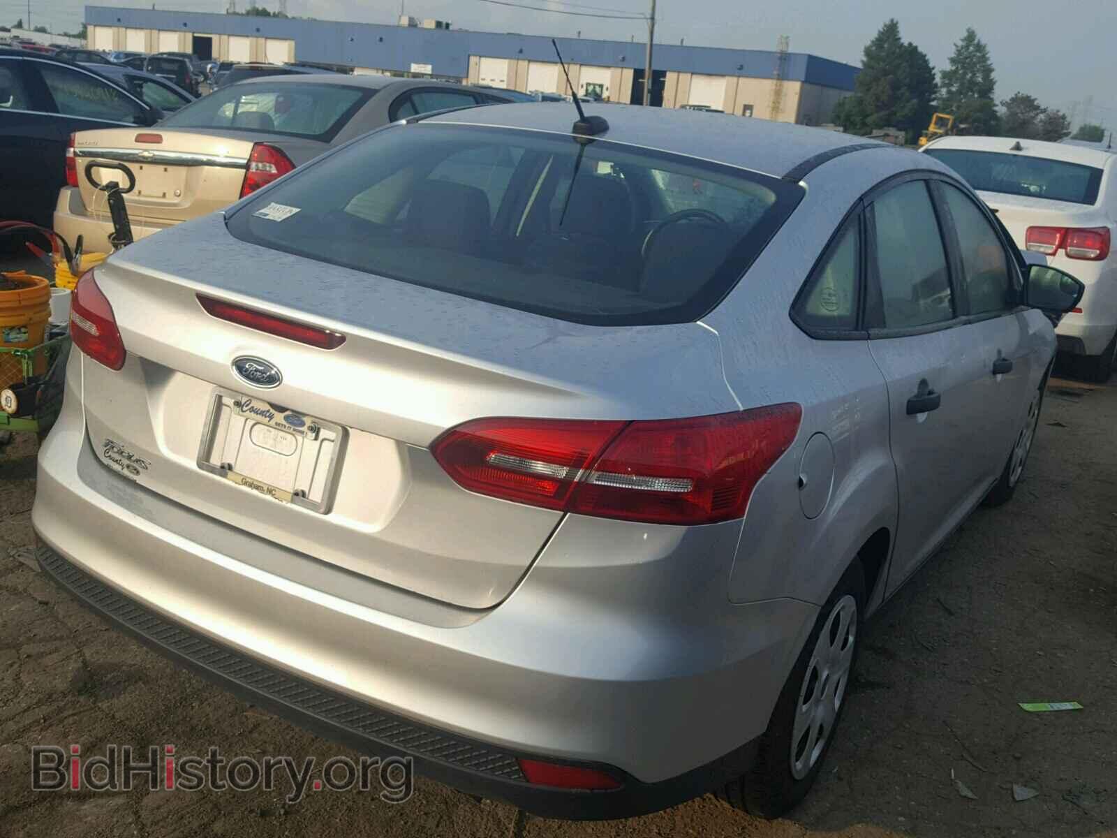 2017 FORD FOCUS - VIN: 1FADP3E23HL330868 - Photo 4