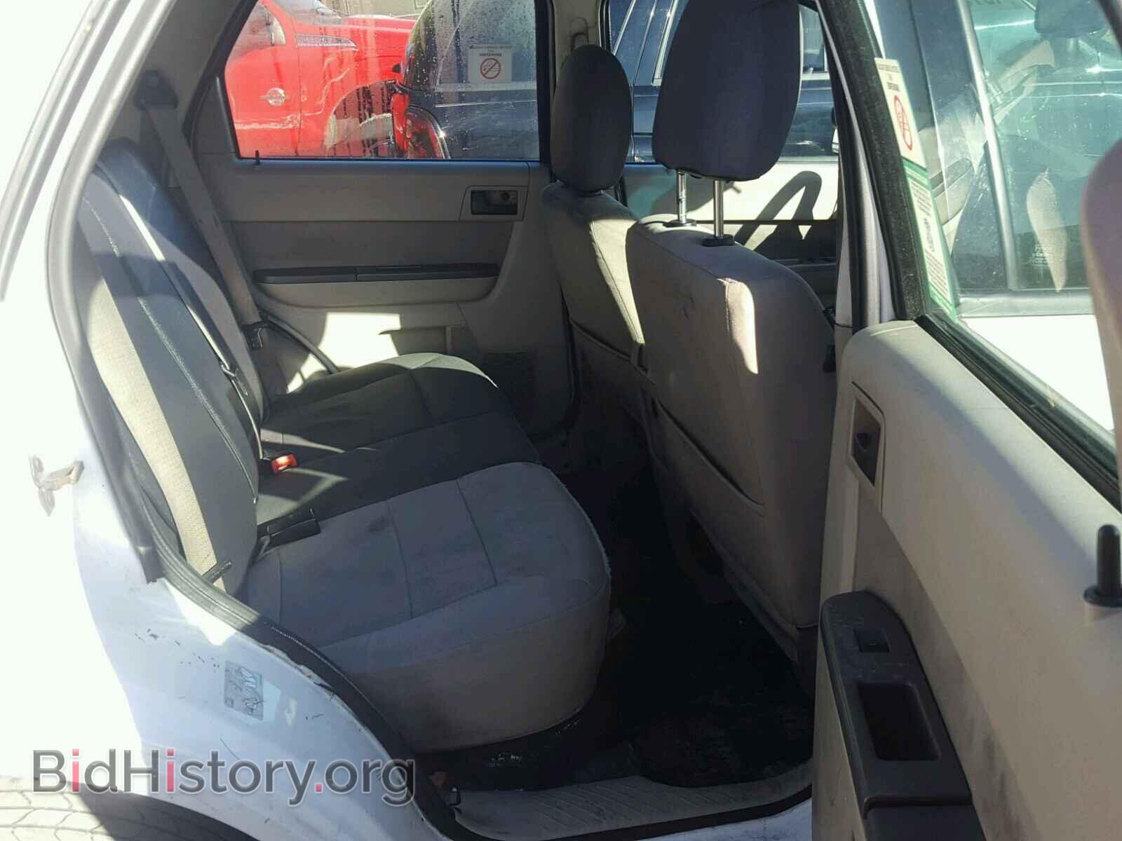 2011 FORD ESCAPE - VIN: 1FMCU0DG6BKC43100 - Фото 6
