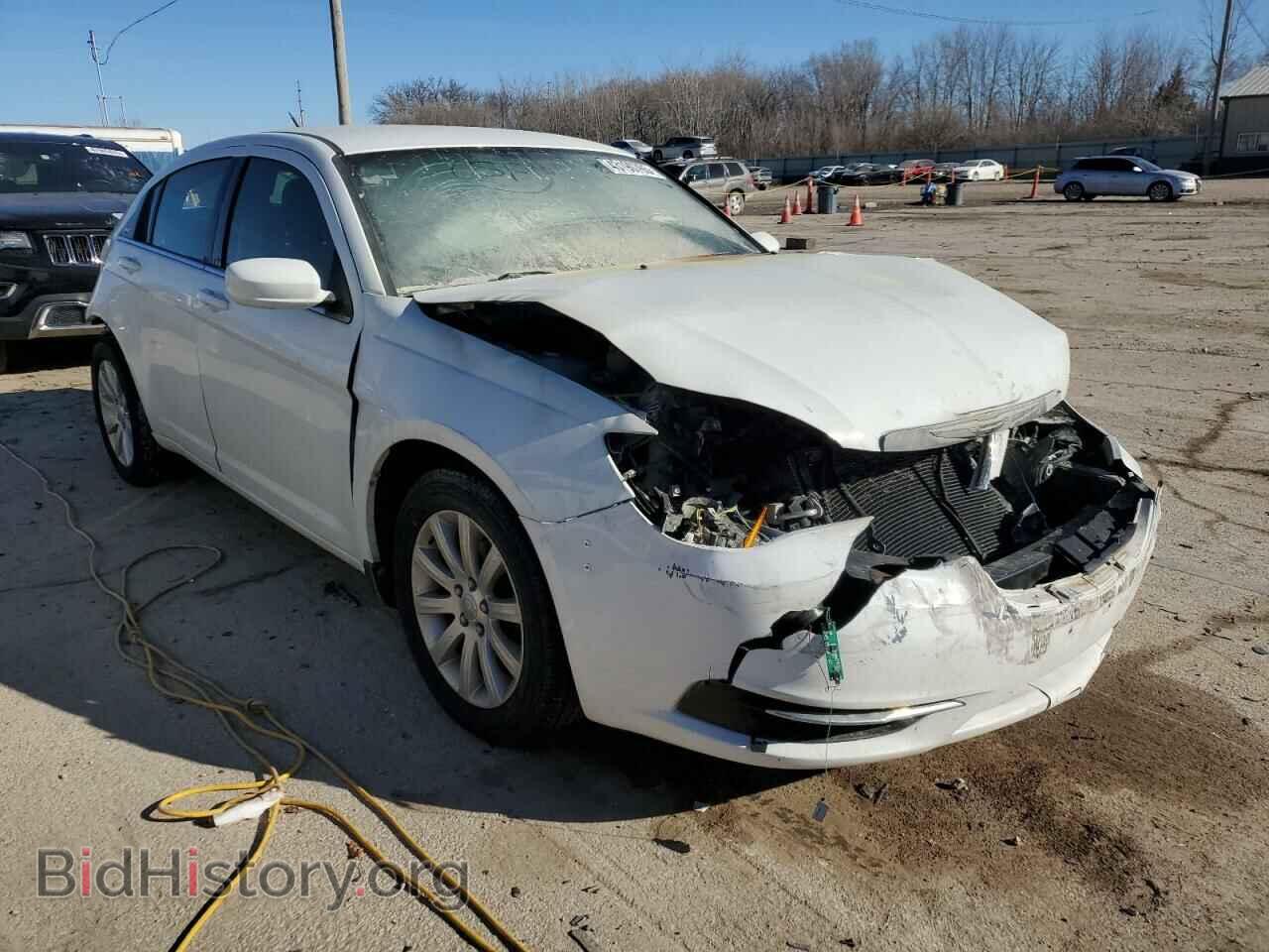 2012 CHRYSLER 200 - VIN: 1C3CCBBG7CN106824 - Фото 4