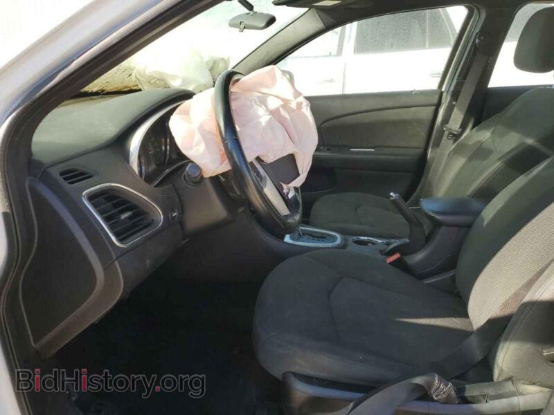 2012 Chrysler 200 (VIN 1C3CCBBG7CN106824) — фото 7 из 15