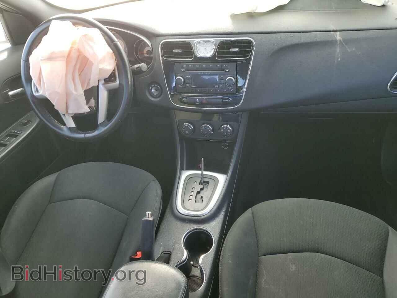 2012 CHRYSLER 200 - VIN: 1C3CCBBG7CN106824 - Фото 8