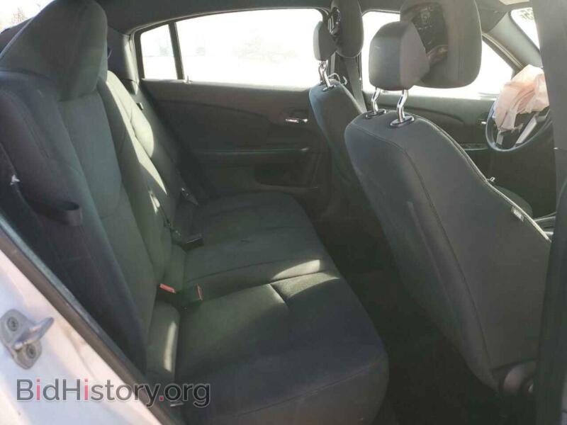 2012 Chrysler 200 (VIN 1C3CCBBG7CN106824) — фото 10 из 15