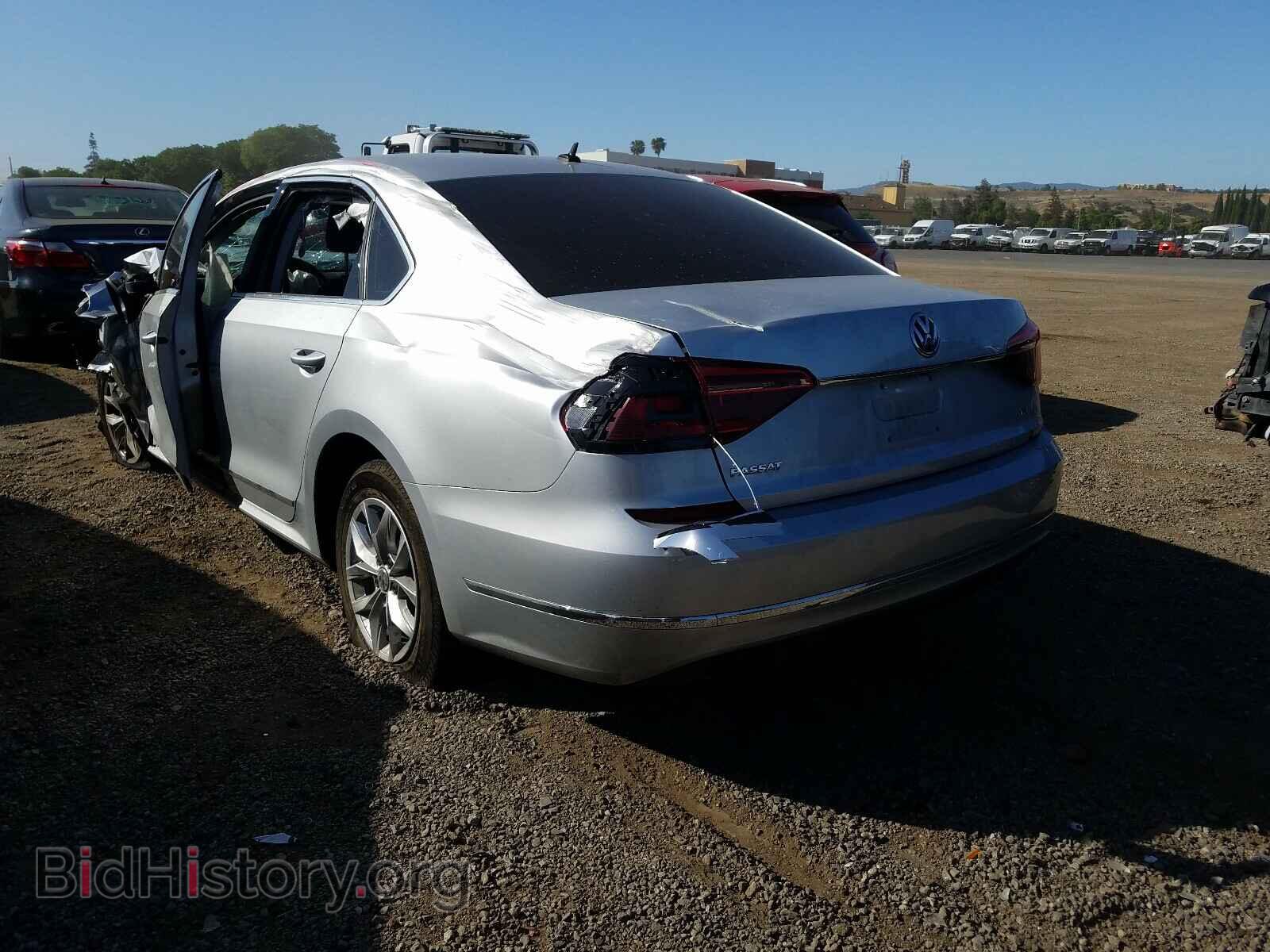 2017 VOLKSWAGEN PASSAT - VIN: 1VWAT7A34HC016321 - Фото 3