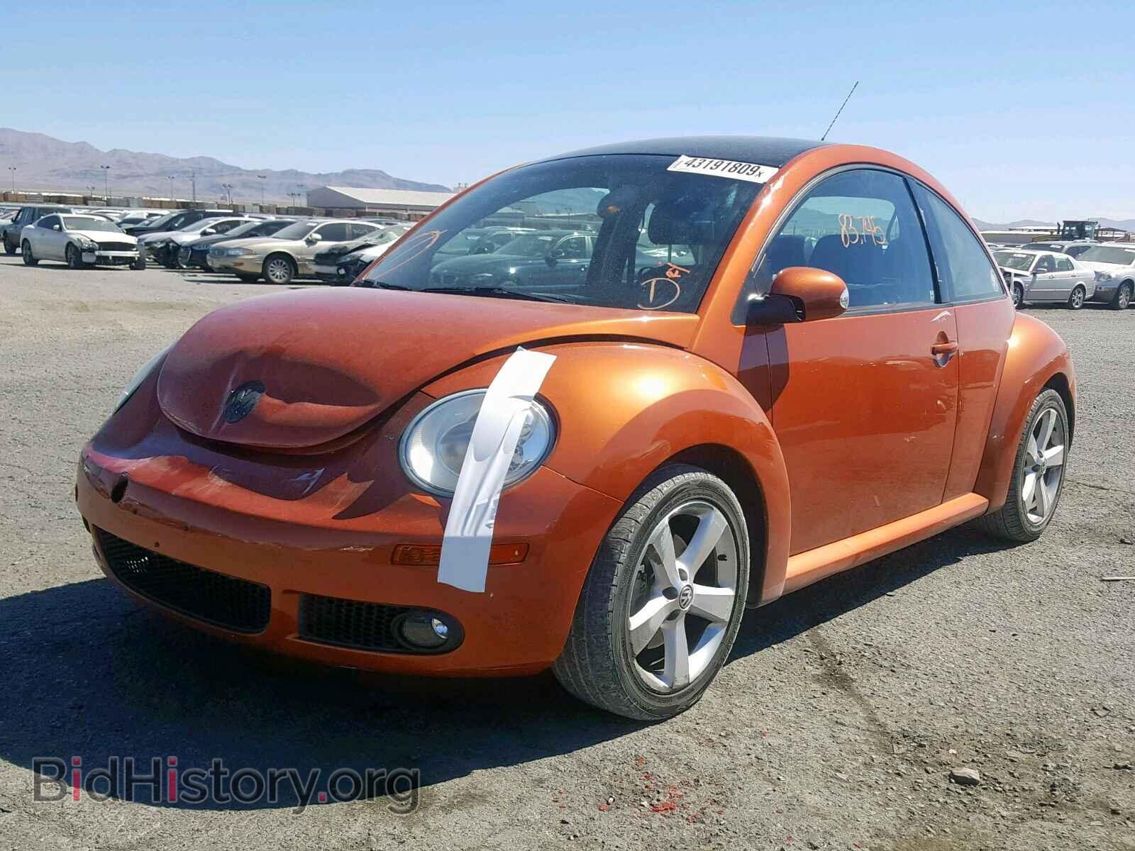 2010 VOLKSWAGEN BEETLE - VIN: 3VWPG3AGXAM014670 - Фото 2