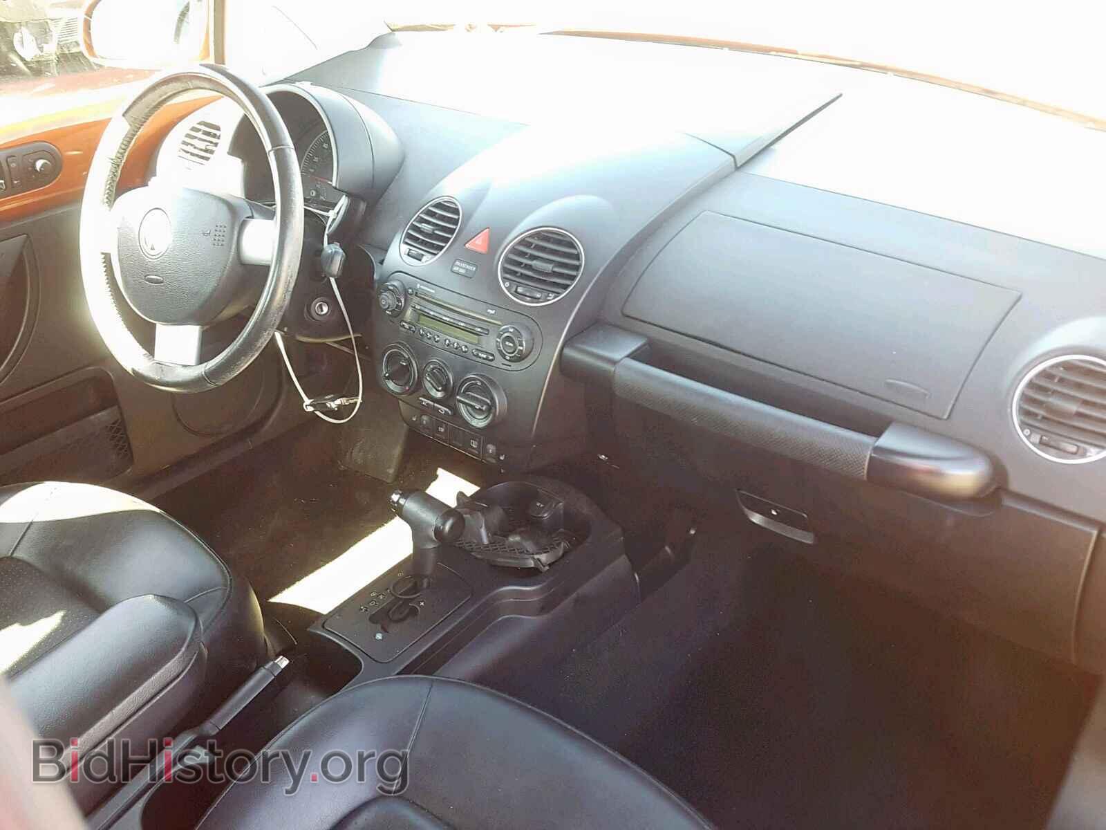 2010 VOLKSWAGEN BEETLE - VIN: 3VWPG3AGXAM014670 - Фото 9