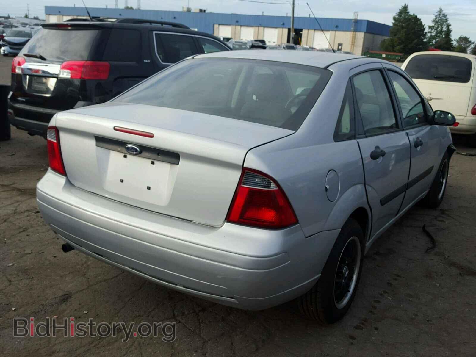 2007 FORD FOCUS - VIN: 1FAFP34N07W310630 - Фото 4