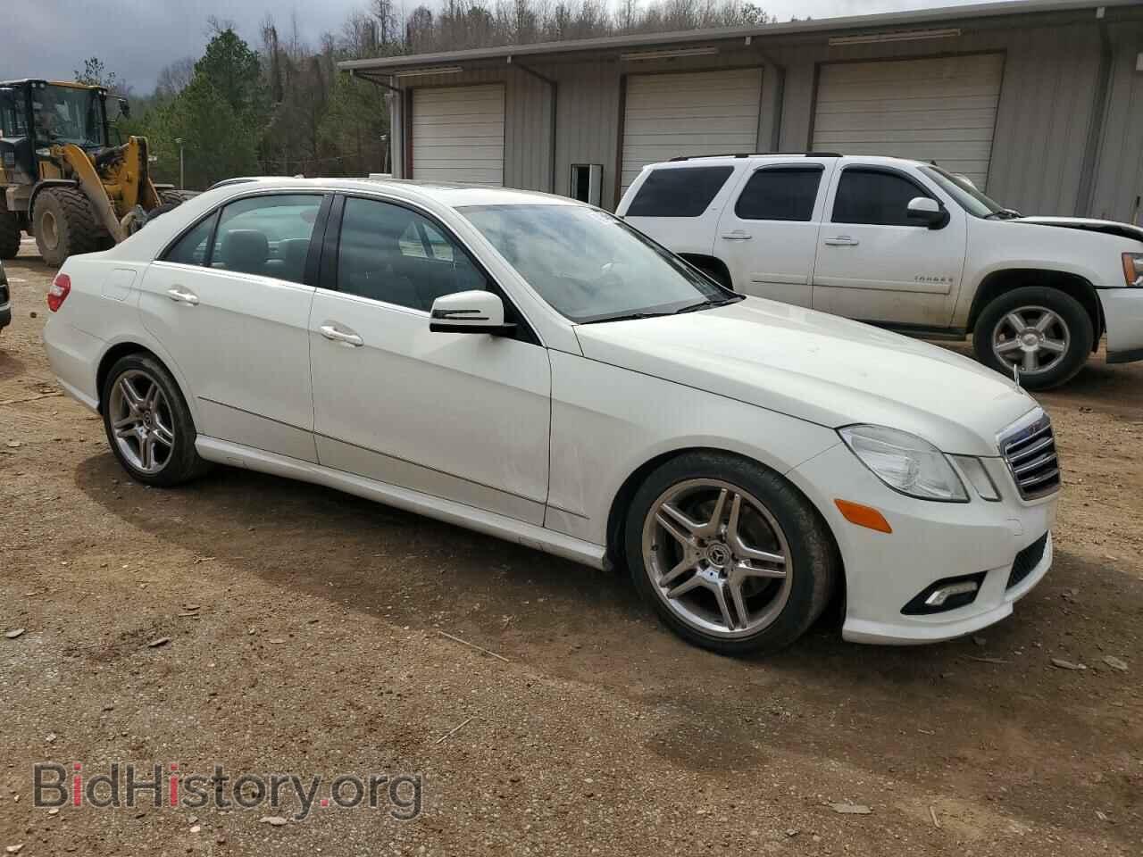 2011 MERCEDES-BENZ E-CLASS - VIN: WDDHF8HB1BA404997 - Фото 4