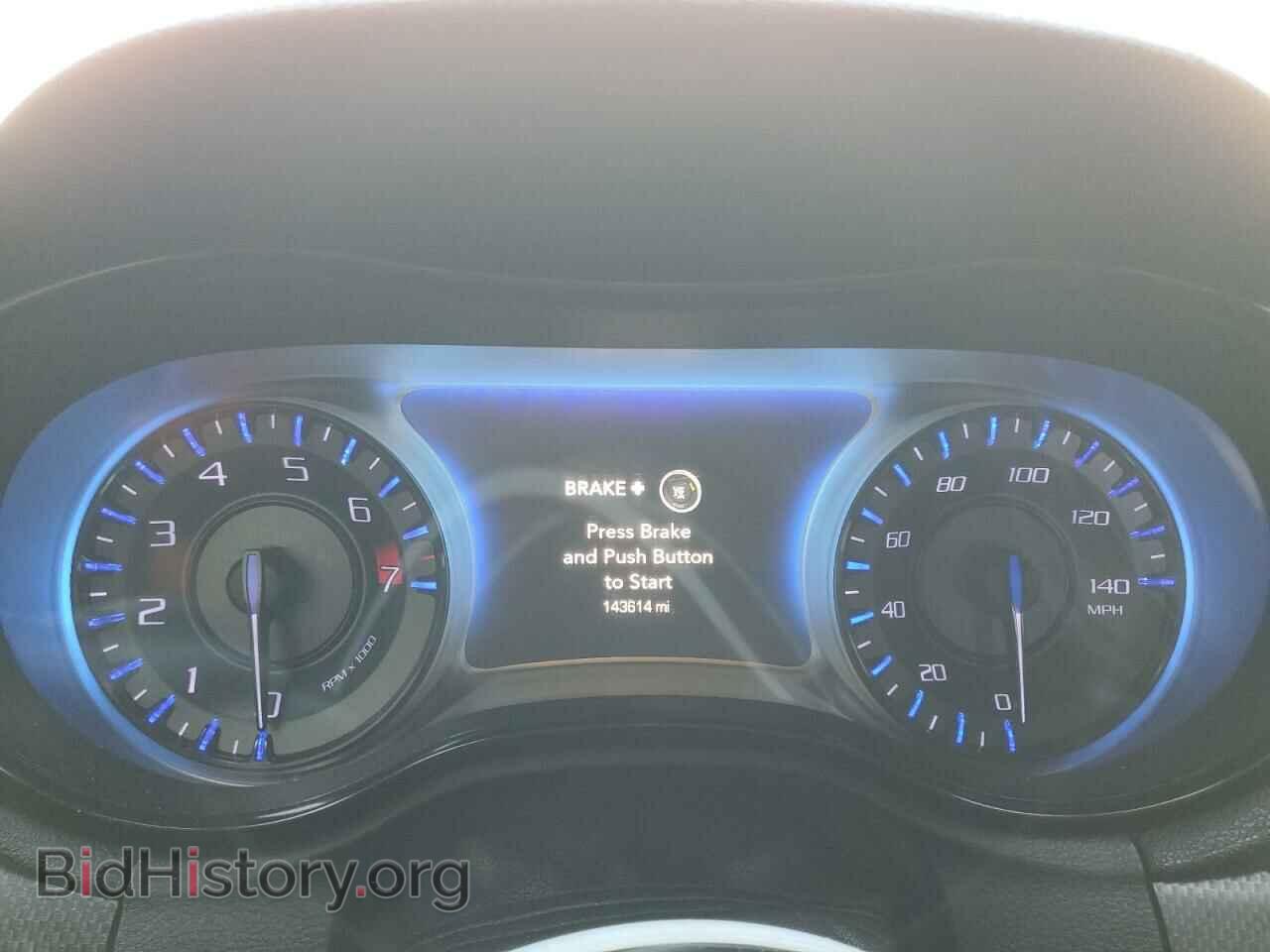 2015 CHRYSLER 300 - VIN: 2C3CCAGG3FH831451 - Фото 9