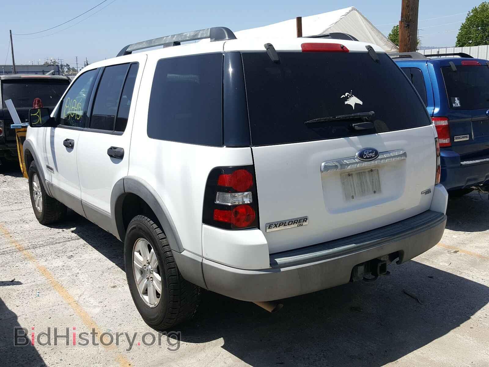2006 FORD EXPLORER - VIN: 1FMEU63E96UB65708 - Фото 3