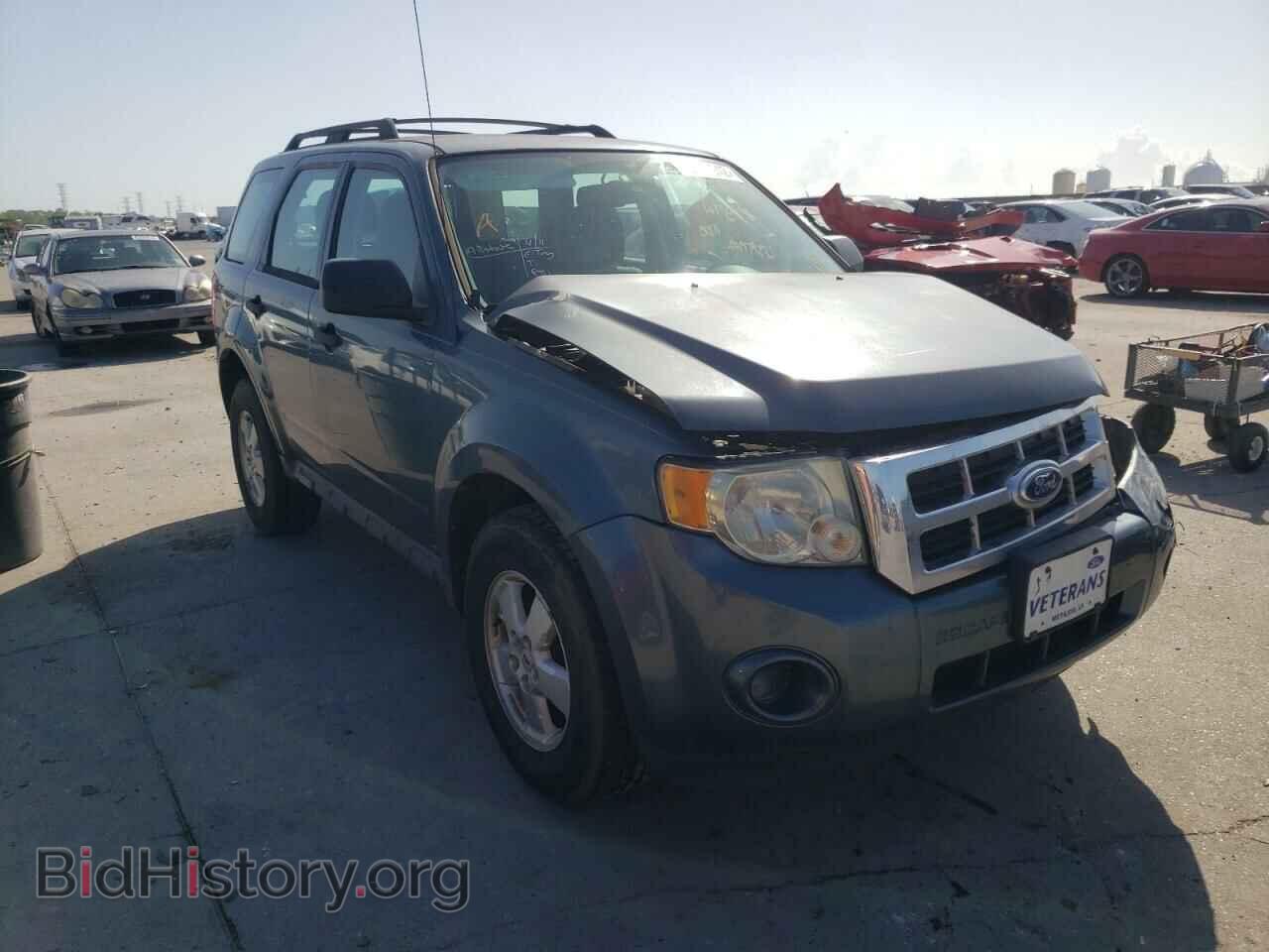 Фотография 1FMCU0C70BKB44001 - FORD ESCAPE 2011