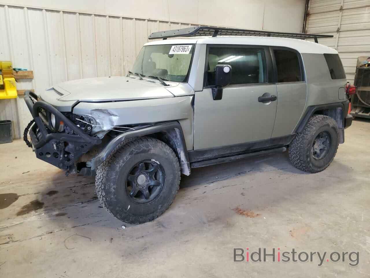 Photo JTEBU4BF7AK073230 - TOYOTA FJ CRUISER 2010