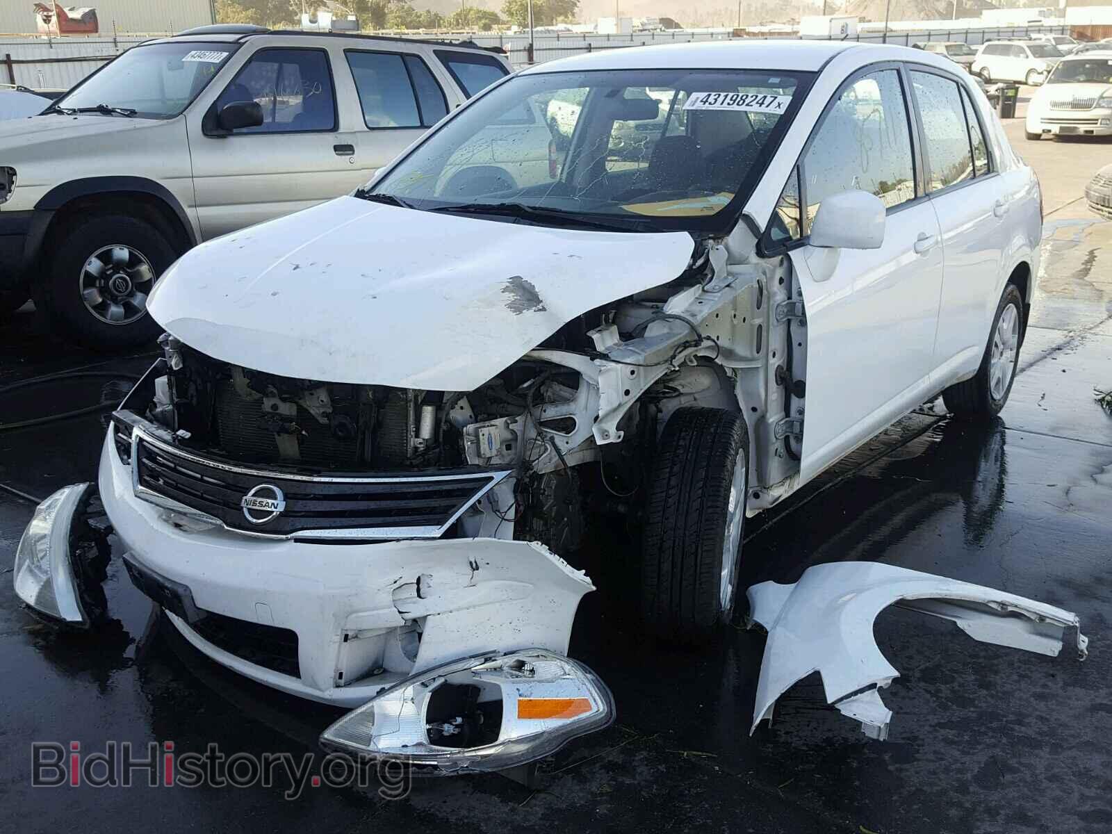 2011 NISSAN VERSA - VIN: 3N1BC1AP8BL413861 - Фото 2