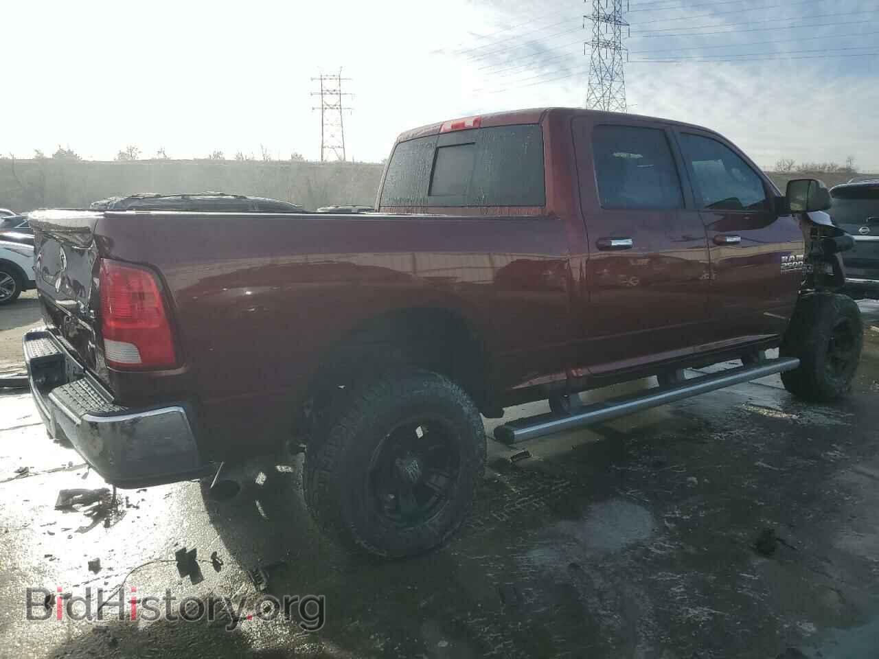 2016 RAM All Models - VIN: 3C6UR5DL8GG184951 - Photo 3