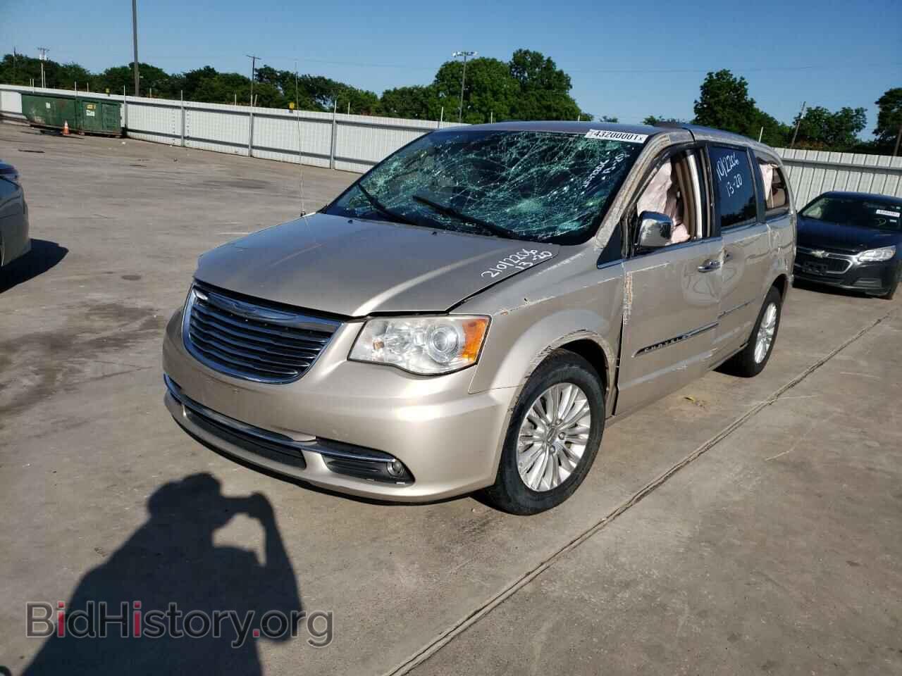 2013 CHRYSLER MINIVAN - VIN: 2C4RC1GG1DR646103 - Photo 2