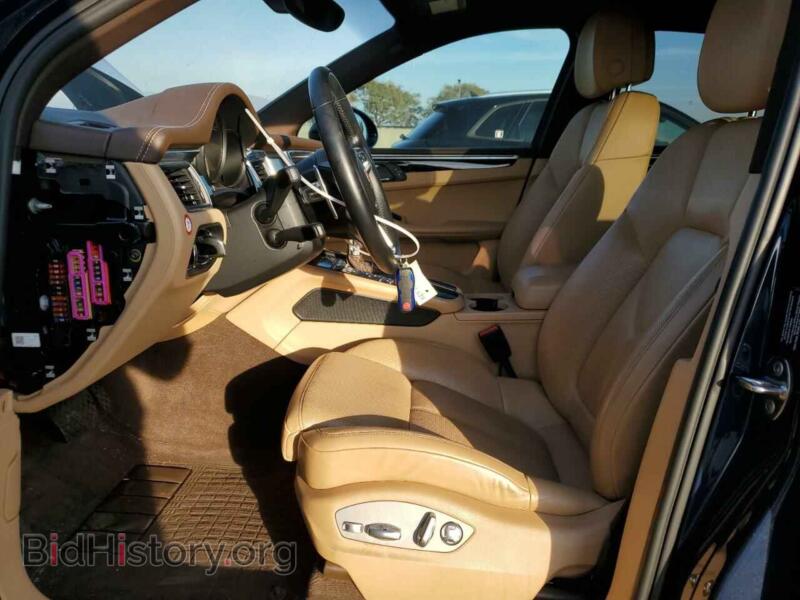 2016 Porsche MACAN (VIN WP1AB2A52GLB58335) — photo 7 of 13