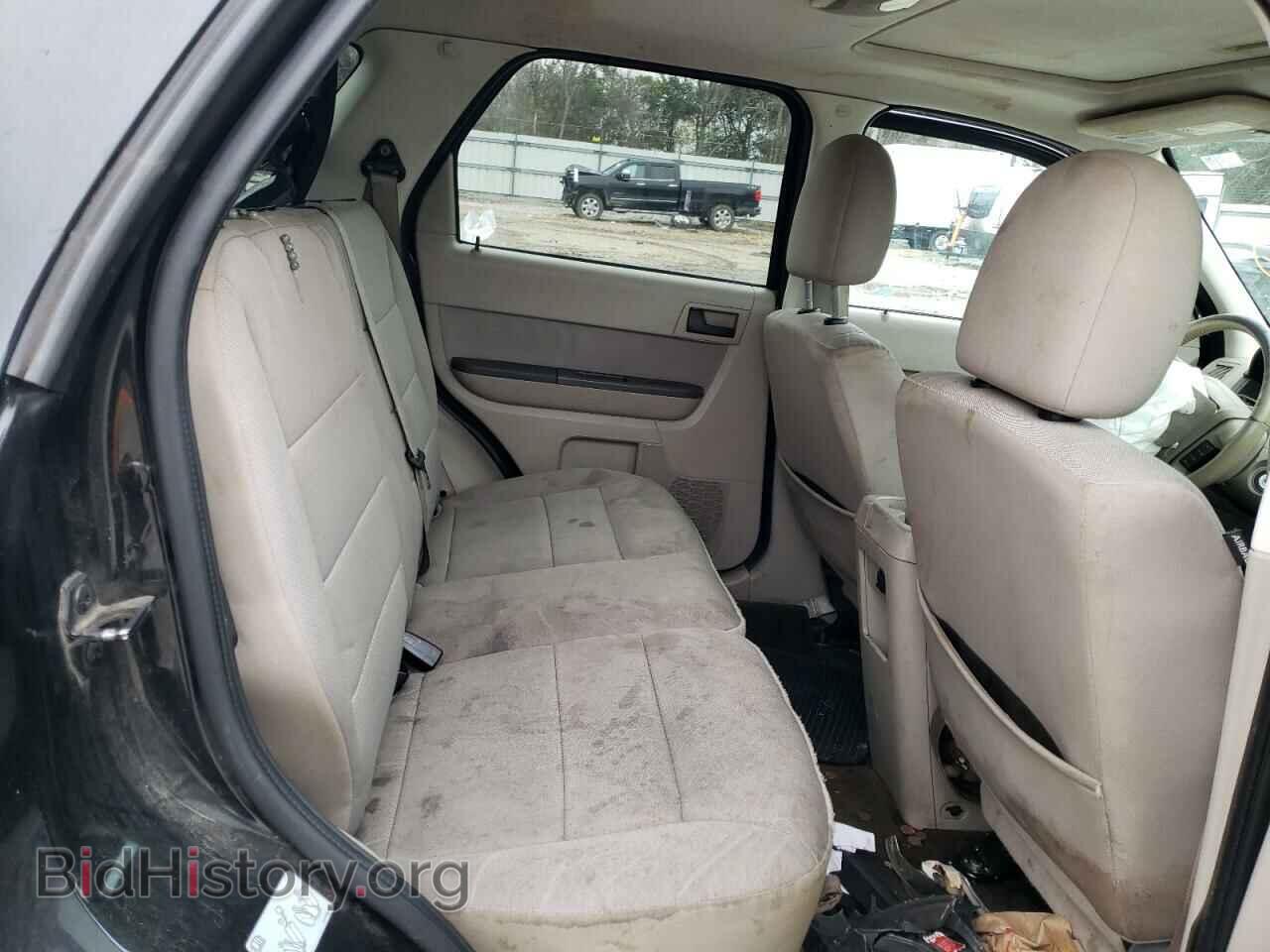 2011 FORD ESCAPE - VIN: 1FMCU0D78BKB95034 - Фото 11