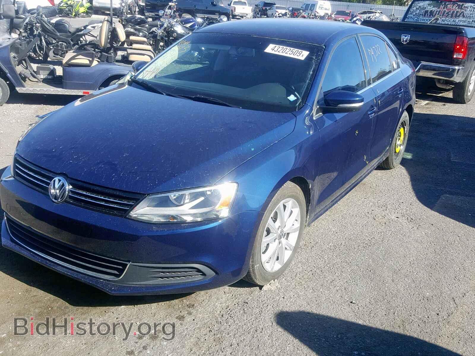 2014 VOLKSWAGEN JETTA - VIN: 3VWD17AJ2EM245849 - Photo 2