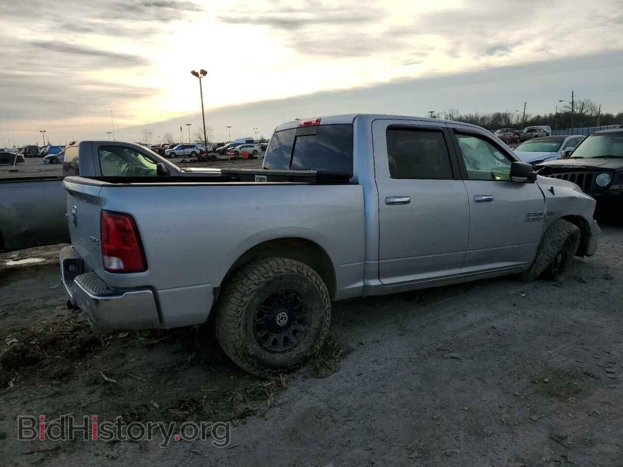2017 RAM 1500 - VIN: 3C6RR7LT0HG505398 - Фото 3