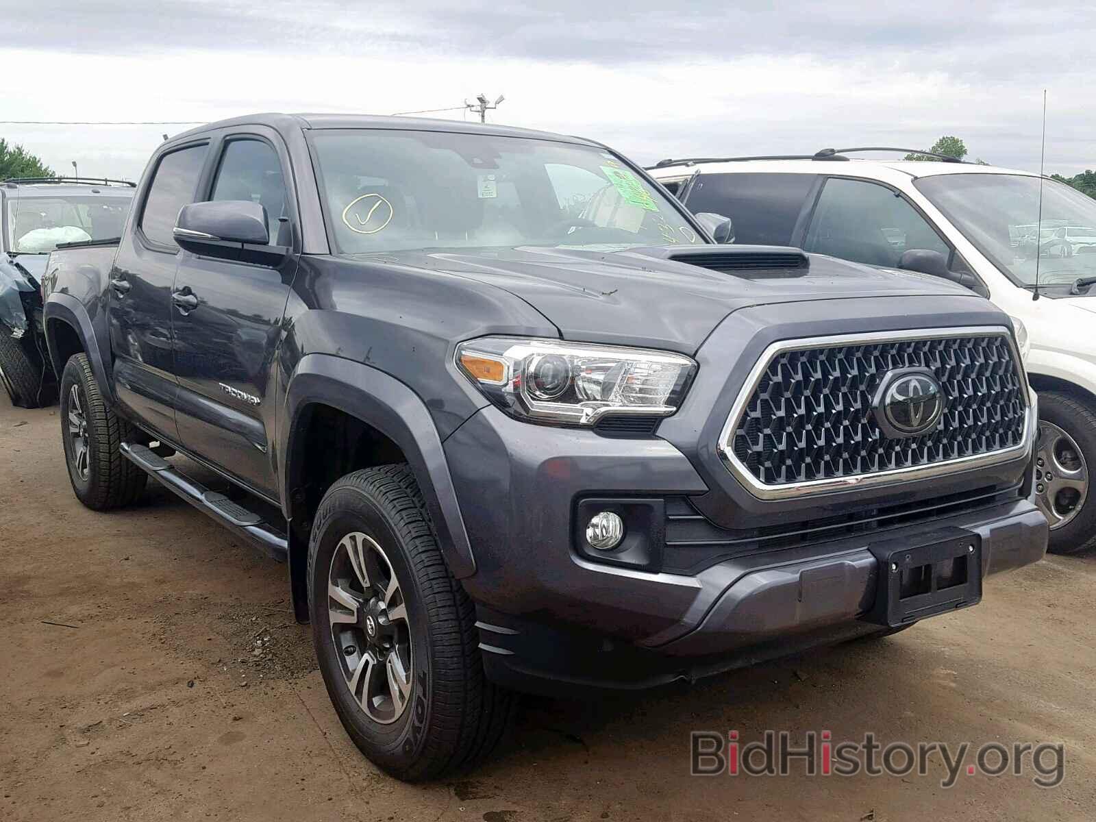 Photo 3TMCZ5AN4JM140660 - TOYOTA TACOMA DOU 2018