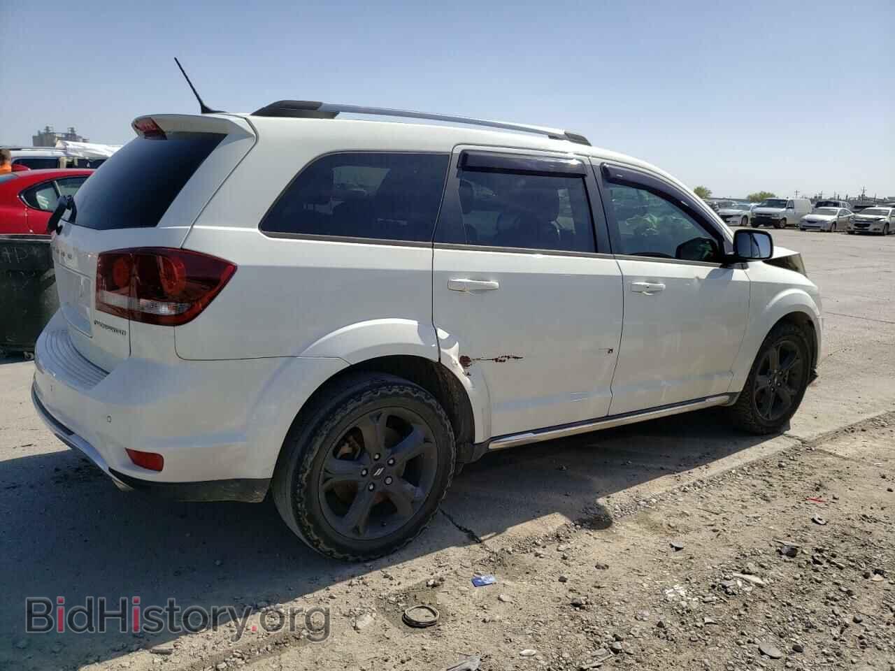 2018 DODGE JOURNEY - VIN: 3C4PDCGG9JT363473 - Фото 3