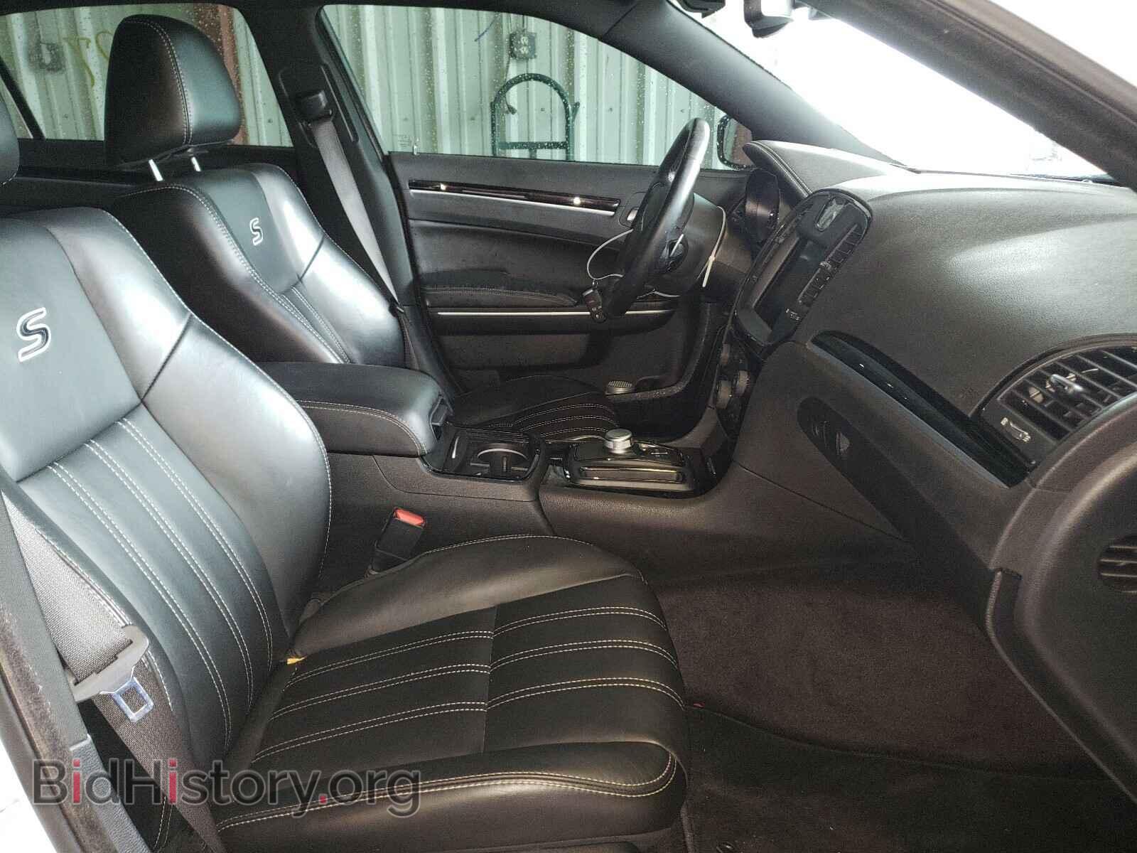 2019 CHRYSLER 300 - VIN: 2C3CCABG8KH539487 - Фото 5