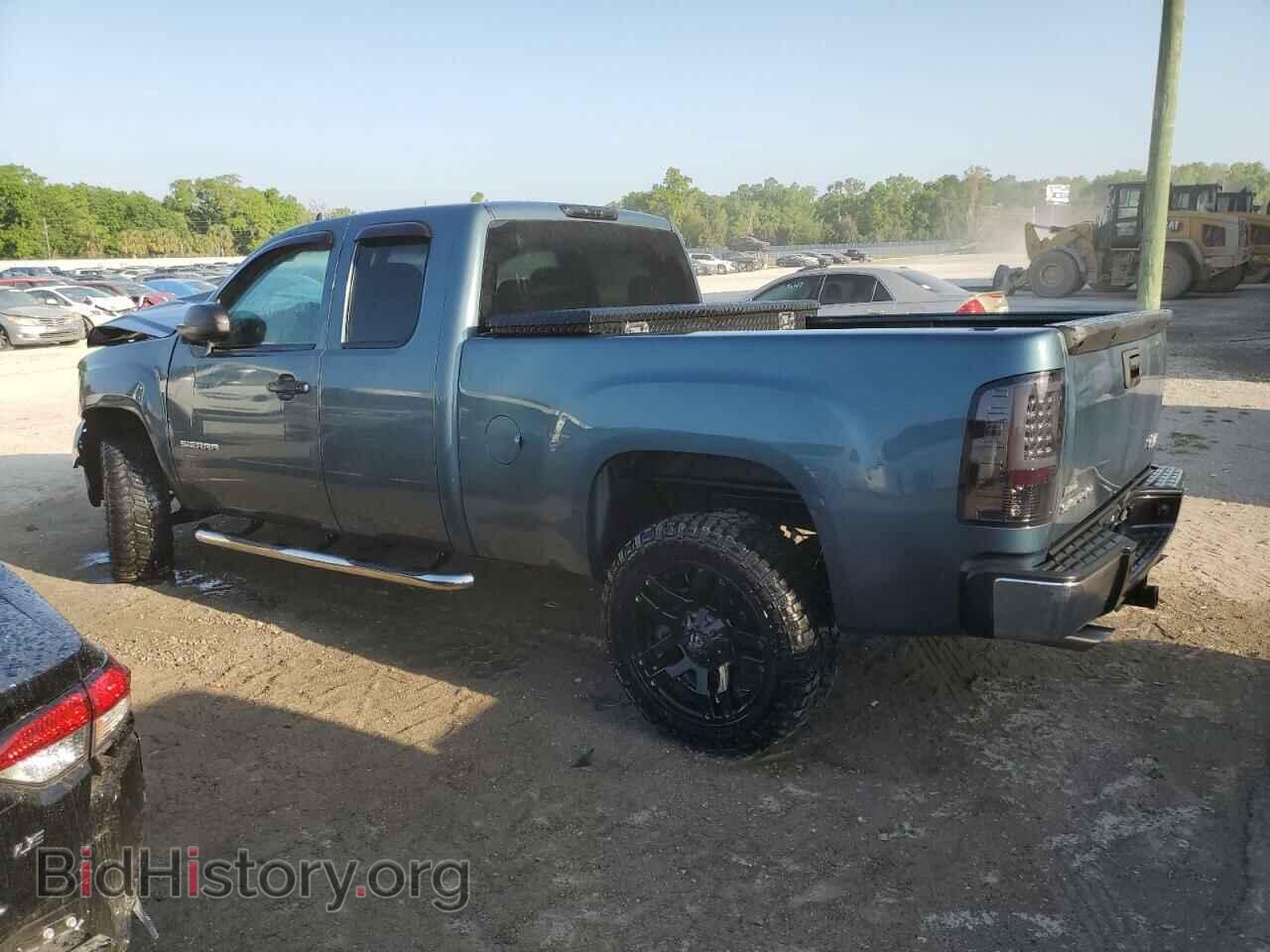 2011 GMC SIERRA - VIN: 1GTR1UEA2BZ322408 - Фото 2