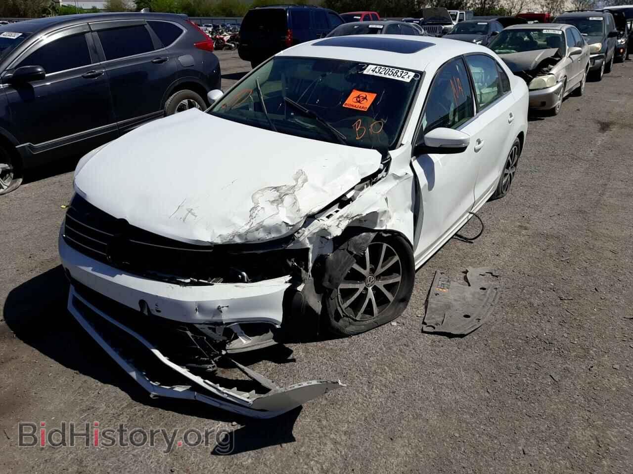 2017 VOLKSWAGEN JETTA - VIN: 3VWDB7AJ6HM218459 - Фото 2