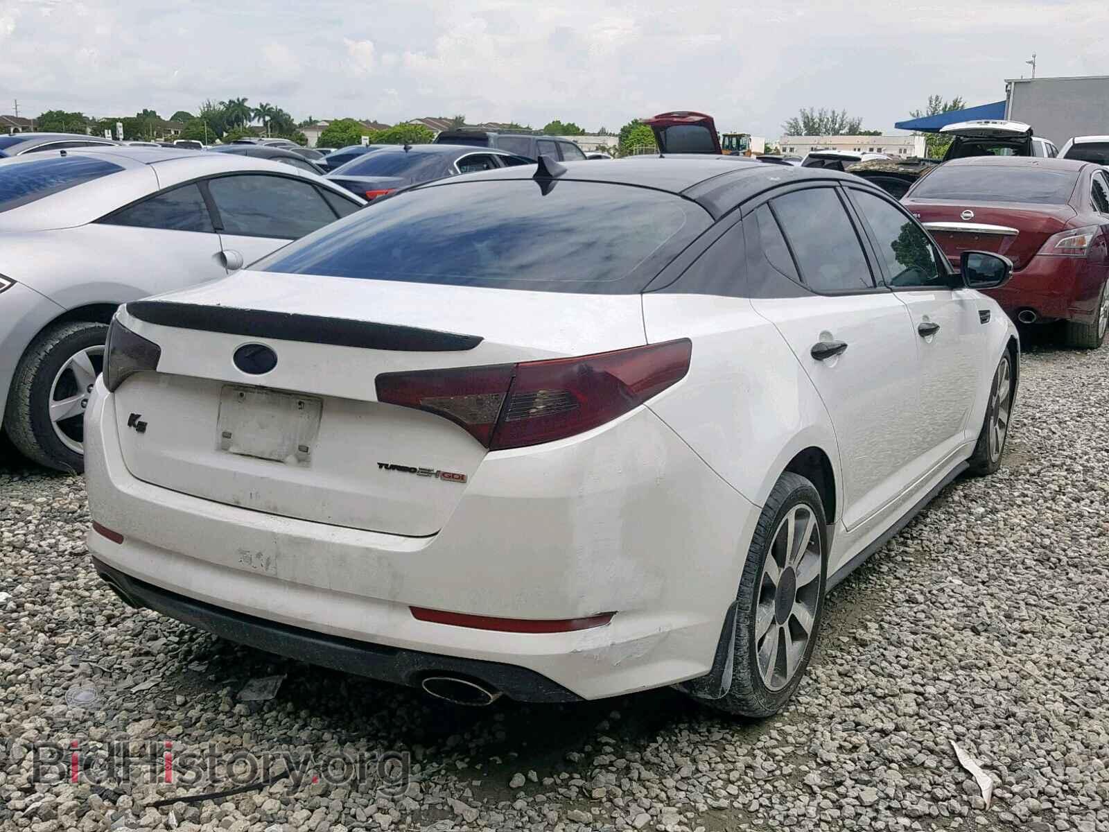 2012 KIA OPTIMA - VIN: 5XXGR4A69CG012570 - Фото 4