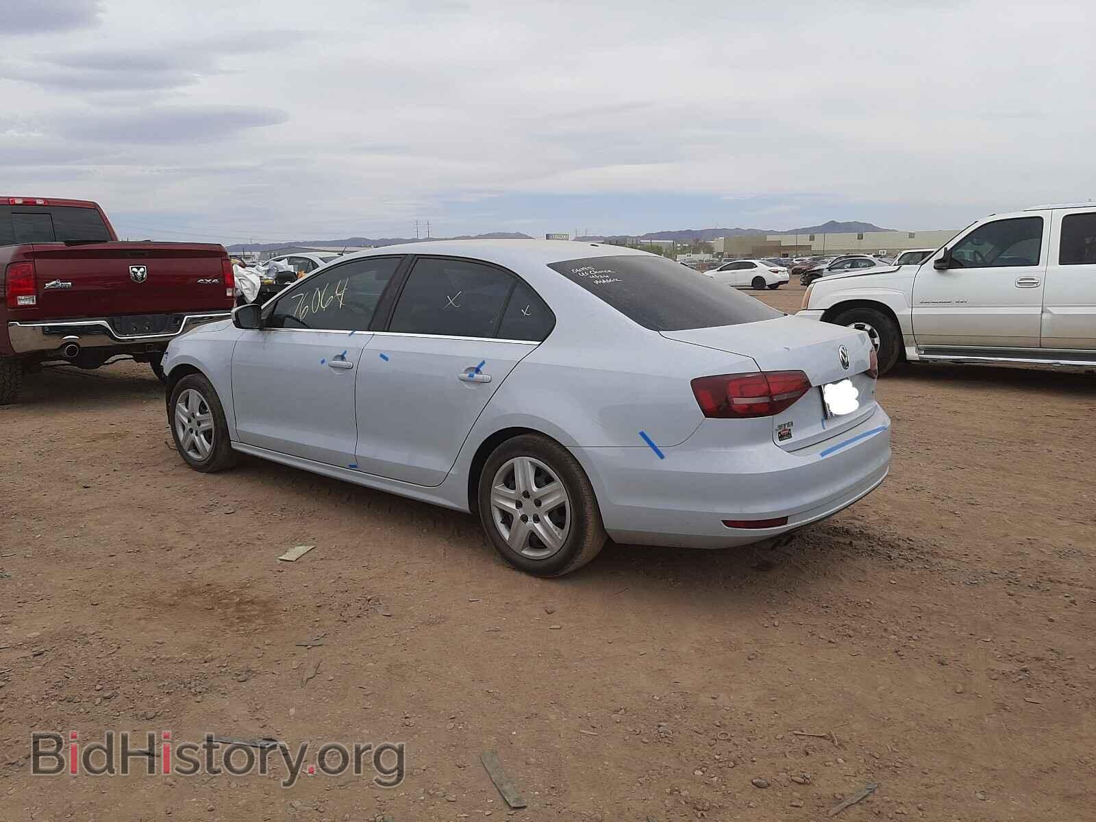 2017 VOLKSWAGEN JETTA - VIN: 3VW2B7AJ1HM285641 - Фото 3