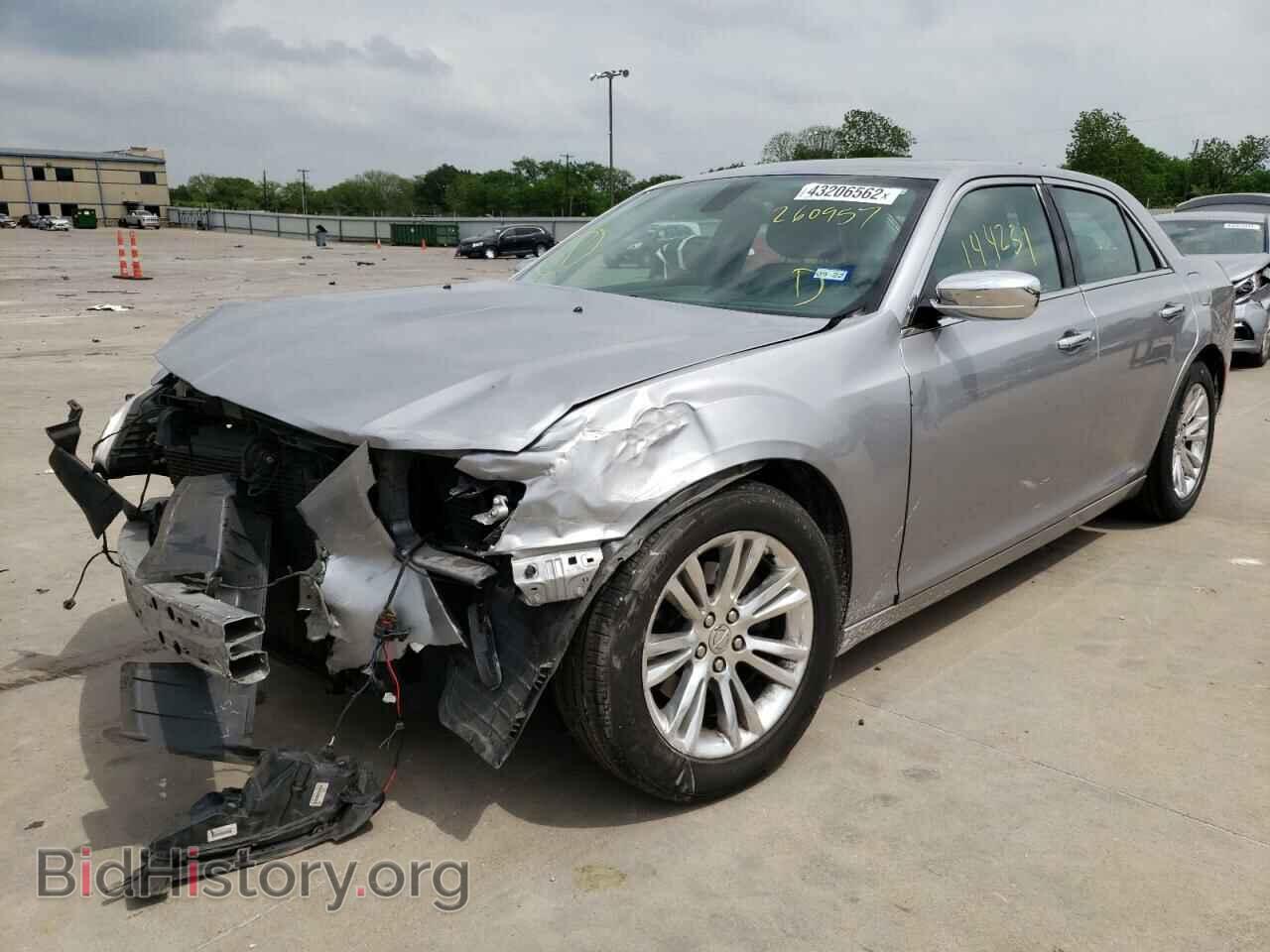 2016 CHRYSLER 300 - VIN: 2C3CCAEG0GH260957 - Фото 2