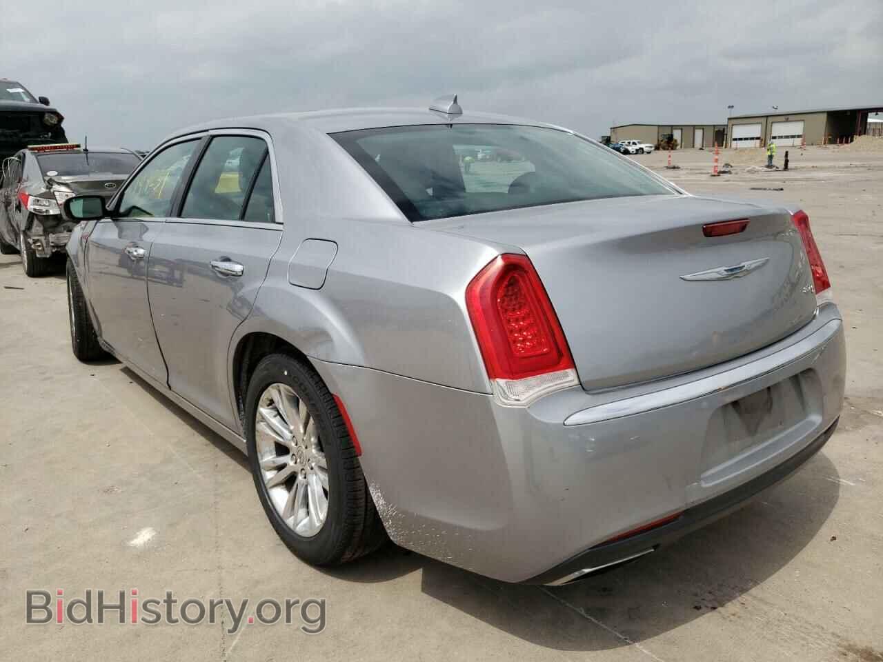 2016 CHRYSLER 300 - VIN: 2C3CCAEG0GH260957 - Фото 3