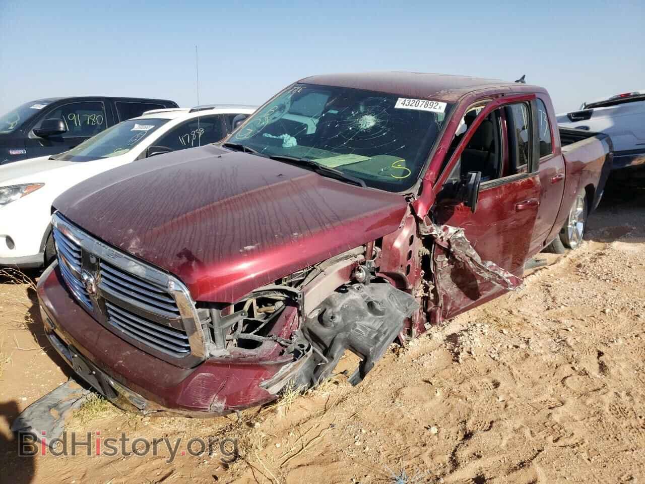 2019 RAM 1500 - VIN: 1C6RR6LT9KS525952 - Photo 2