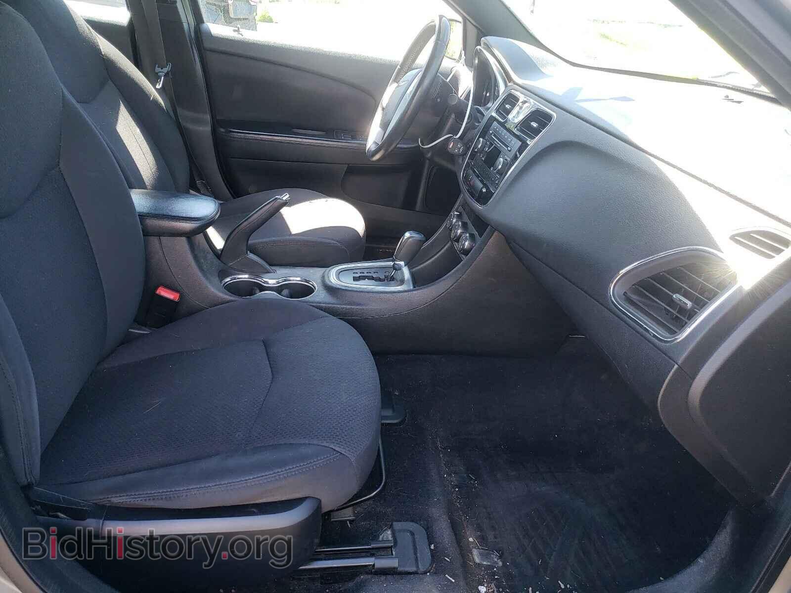 2013 CHRYSLER 200 - VIN: 1C3CCBBG6DN732012 - Фото 5