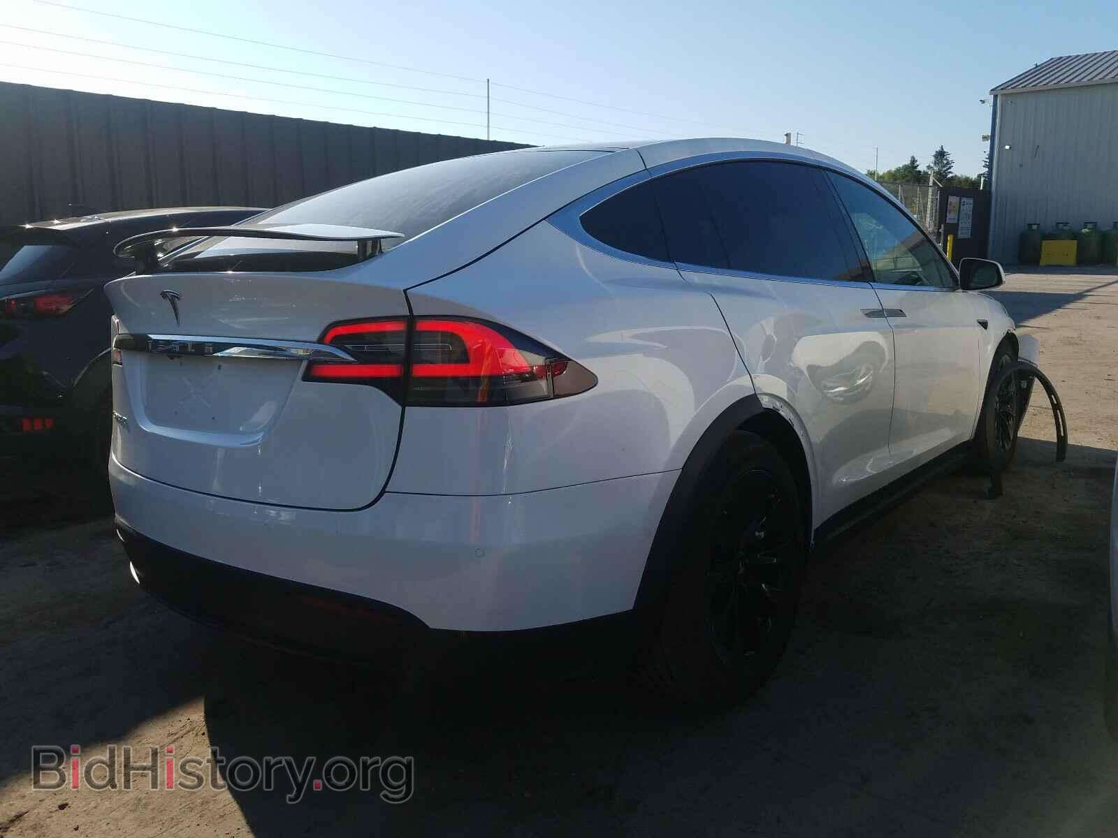 2016 TESLA MODEL X - VIN: 5YJXCAE21GF025300 - Photo 4