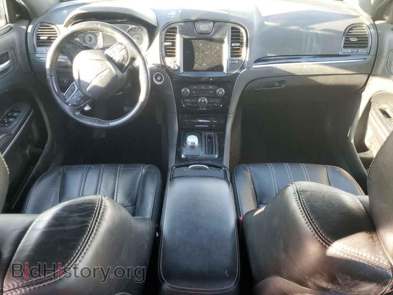 2019 CHRYSLER 300 - VIN: 2C3CCABGXKH609474 - Фото 8