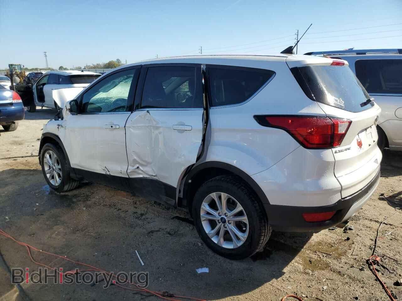 2019 FORD ESCAPE - VIN: 1FMCU9GD3KUB21840 - Фото 2