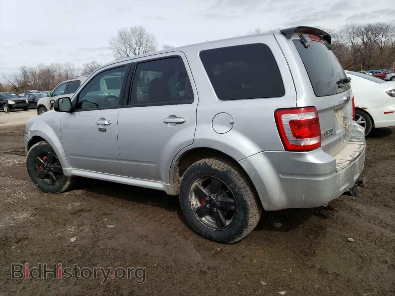 2011 FORD ESCAPE - VIN: 1FMCU9DG3BKB40785 - Фото 2