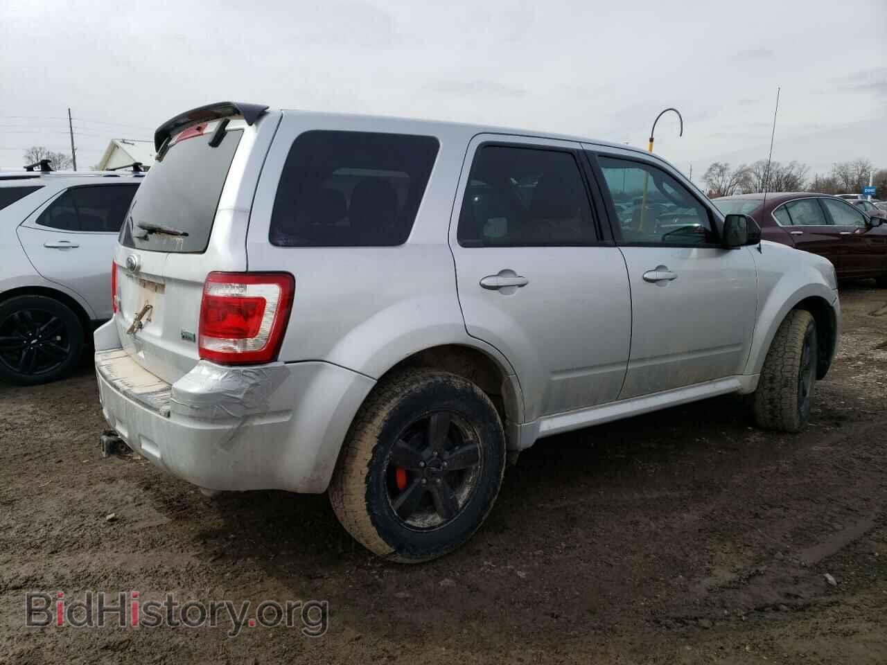 2011 FORD ESCAPE - VIN: 1FMCU9DG3BKB40785 - Фото 3