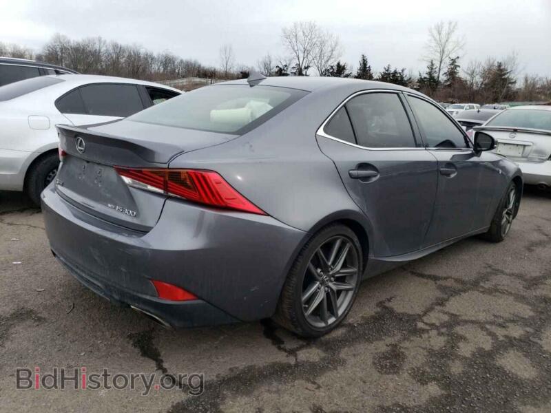 2017 Lexus IS (VIN JTHCM1D26H5021841) — фото 3 из 12