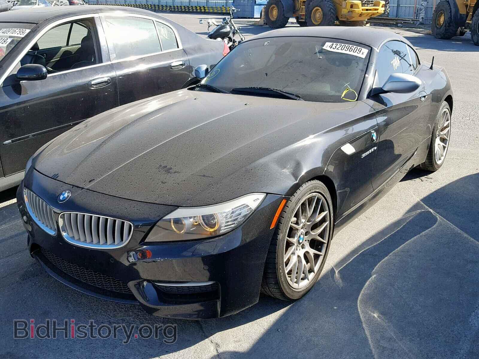2011 BMW Z4 - VIN: WBALM1C50BE393564 - Фото 2