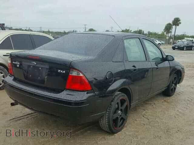 2006 FORD FOCUS - VIN: 1FAFP34NX6W198711 - Фото 4