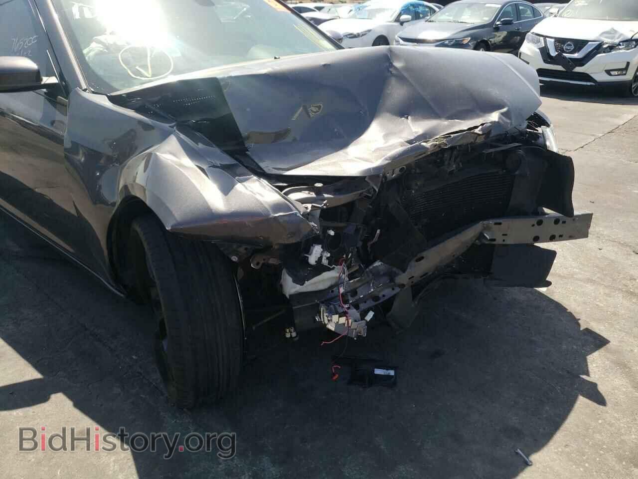 2019 CHRYSLER 300 - VIN: 2C3CCABG1KH601134 - Фото 9