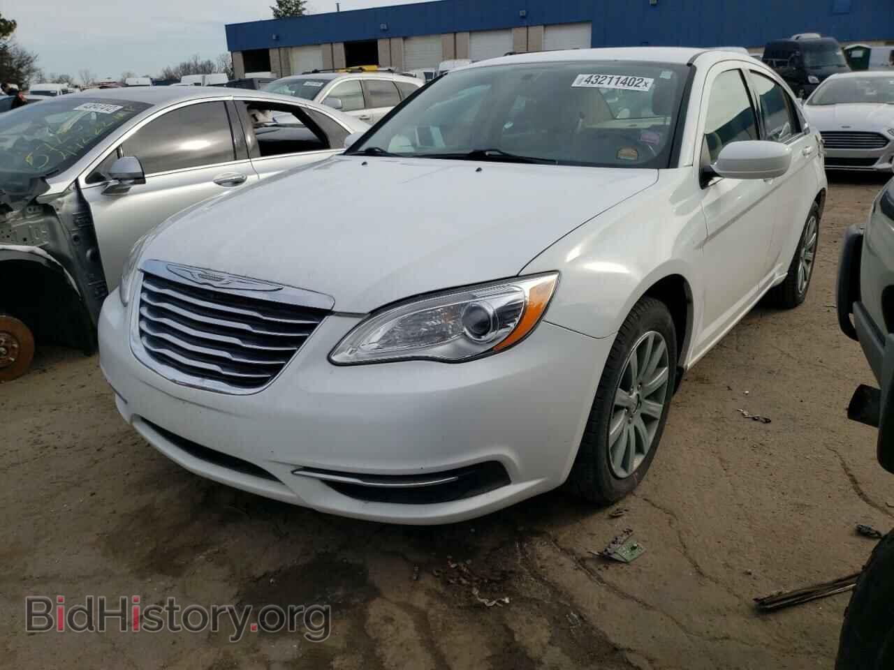 2011 CHRYSLER 200 - VIN: 1C3BC1FB9BN554968 - Фото 2