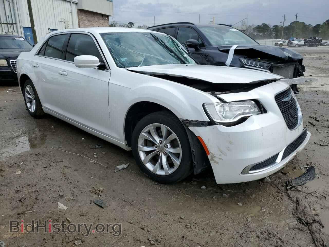 2015 CHRYSLER 300 - VIN: 2C3CCAAG0FH838107 - Фото 4