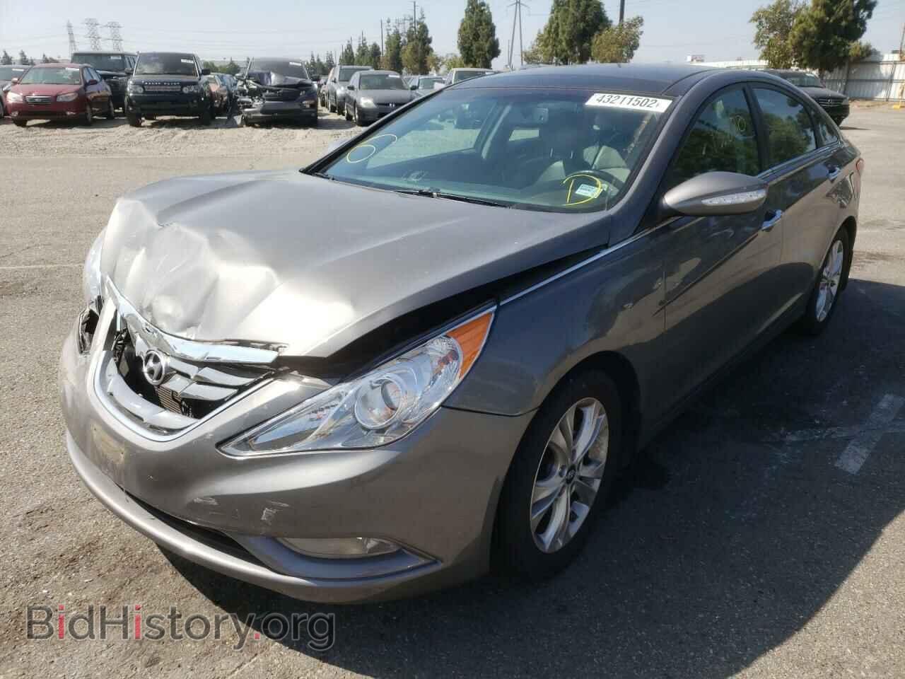 2013 HYUNDAI SONATA - VIN: 5NPEC4AC0DH581392 - Фото 2