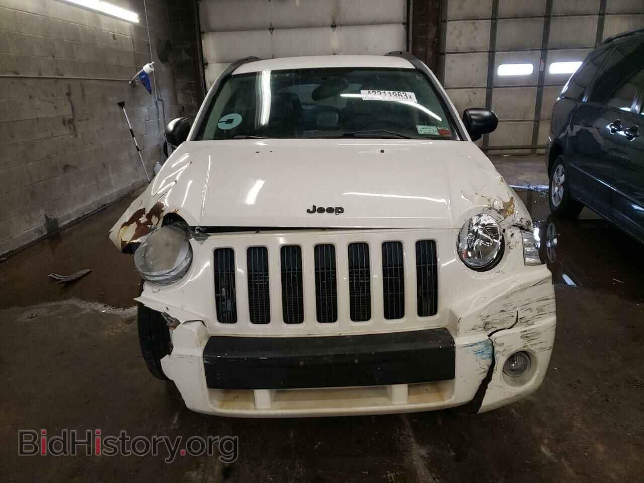 2008 JEEP COMPASS - VIN: 1J8FF57W68D648990 - Фото 5