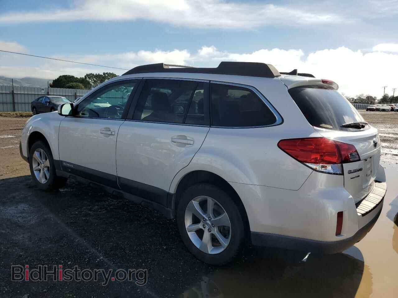 2014 SUBARU OUTBACK - VIN: 4S4BRBLC4E3250620 - Фото 2