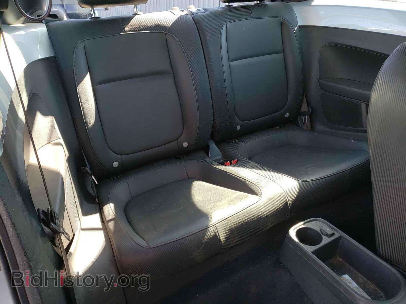 2012 VOLKSWAGEN BEETLE - VIN: 3VWJP7AT6CM601526 - Фото 6