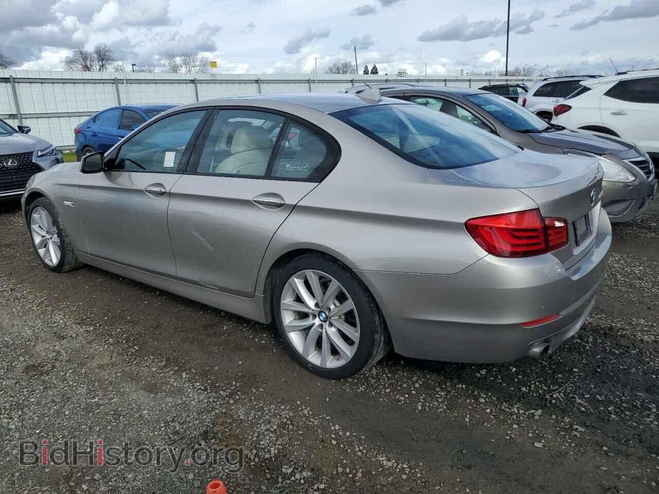 2011 BMW 5 SERIES - VIN: WBAFR7C59BC804330 - Фото 2