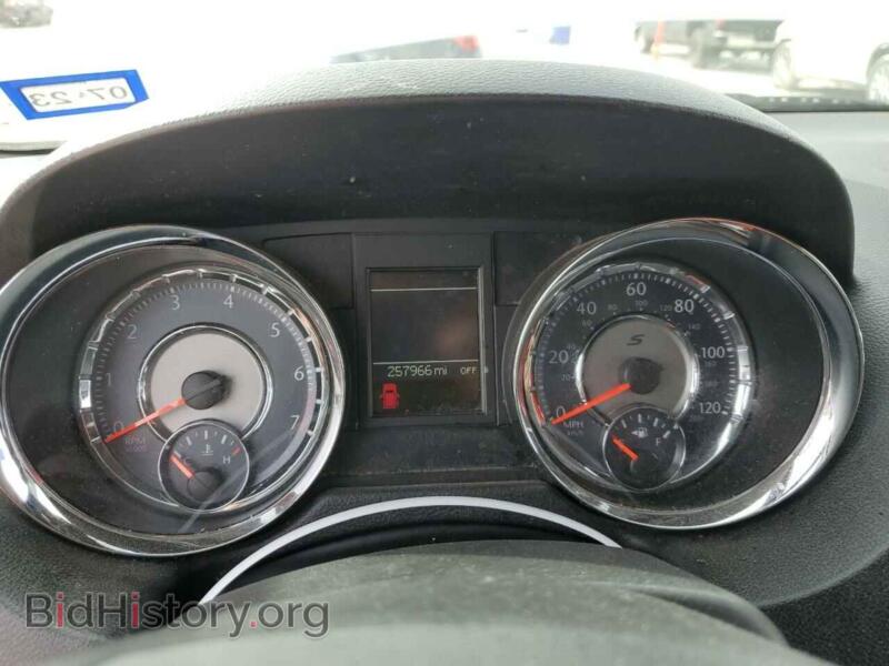 2014 Chrysler MINIVAN (VIN 2C4RC1HG3ER203922) — photo 9 of 13